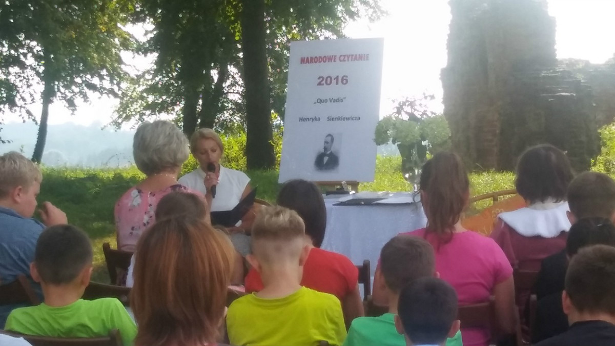 NARODOWE CZYTANIE ( Zdjęcia ) — zdjęcie 10