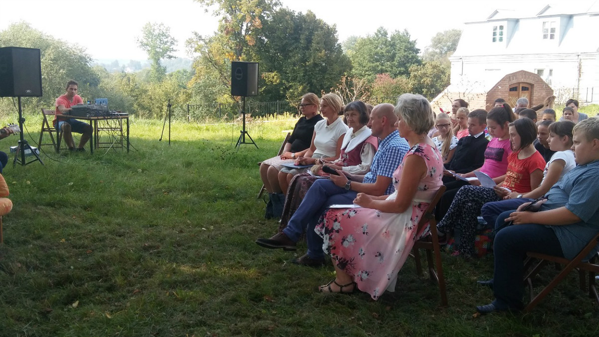 NARODOWE CZYTANIE ( Zdjęcia ) — zdjęcie 9