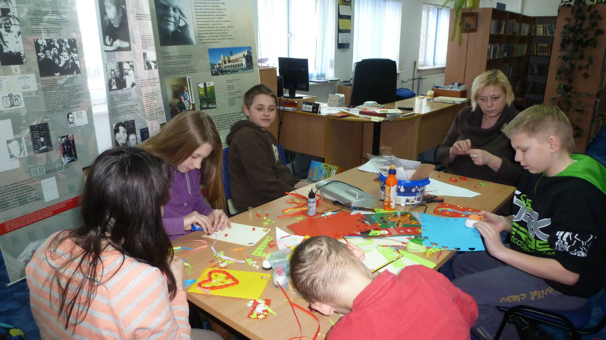 2014 rok - Ferie zimowe - Warsztaty plastyczne — zdjęcie 1