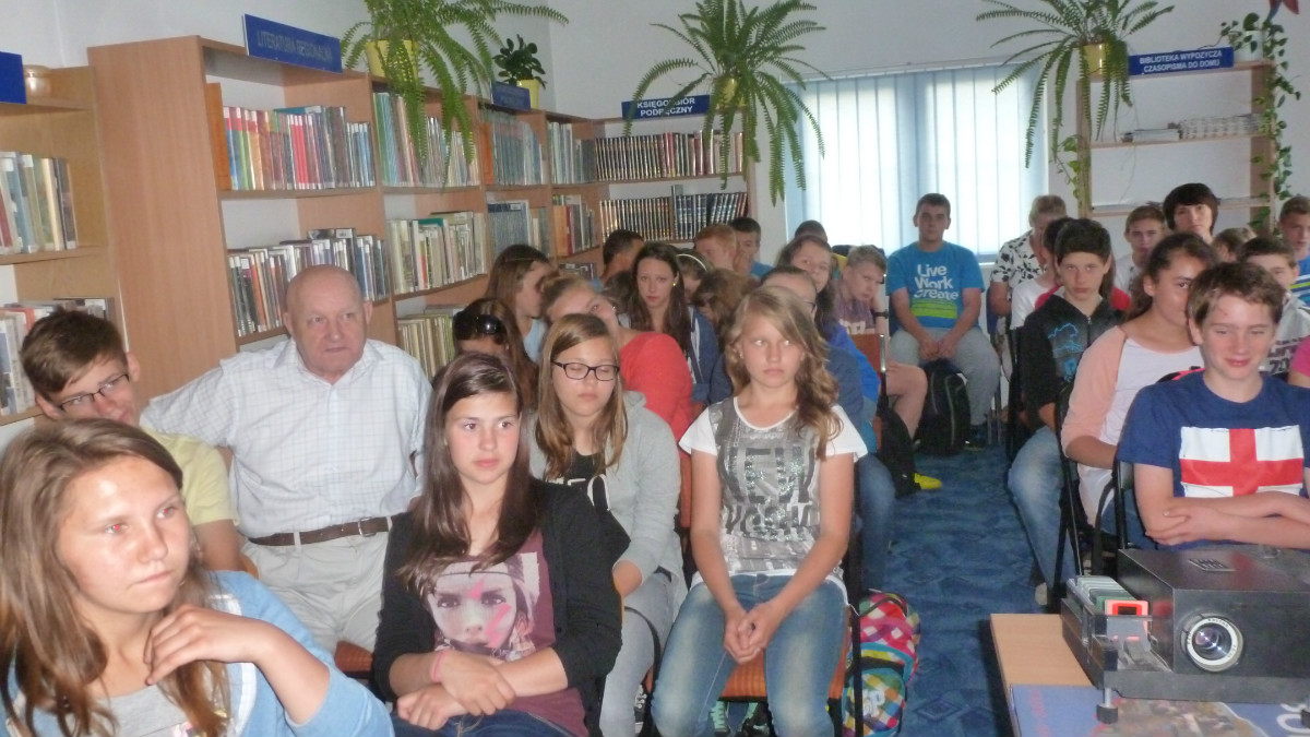 2015 rok - Prelekcja ,, Grób nieznanego żołnieża - miejsce, znak, symbol.'' — zdjęcie 1